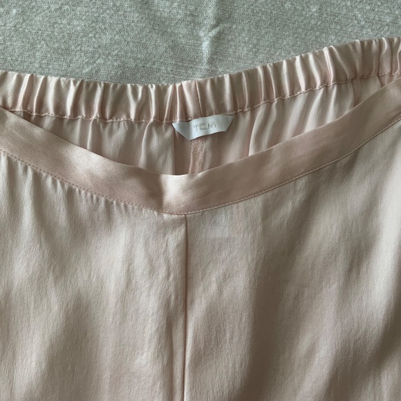 Women’s TCM Pink Silk Lingerie Pants Size US S/M EU36/38 - Picture 3 of 8